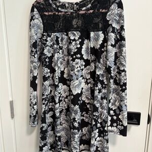 Black Floral Lace Yoke Long Sleeve Casual Dress